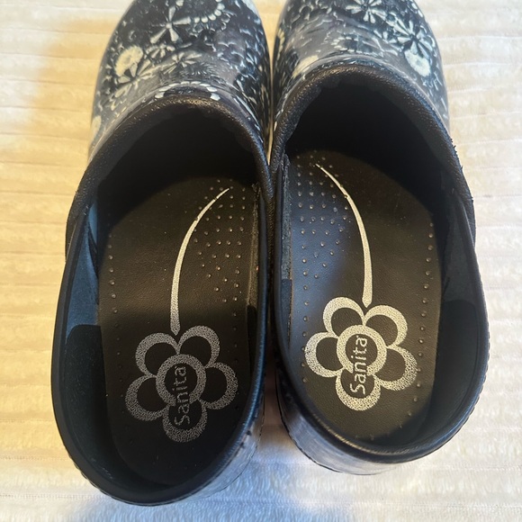 Sanita Black and White Floral Clogs - Picture 4 of 16